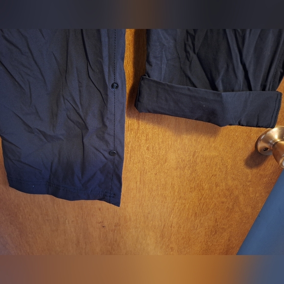 14 NWT Eddie Bauer Sightscape Horizon Convertible Pants Black - Picture 3 of 9